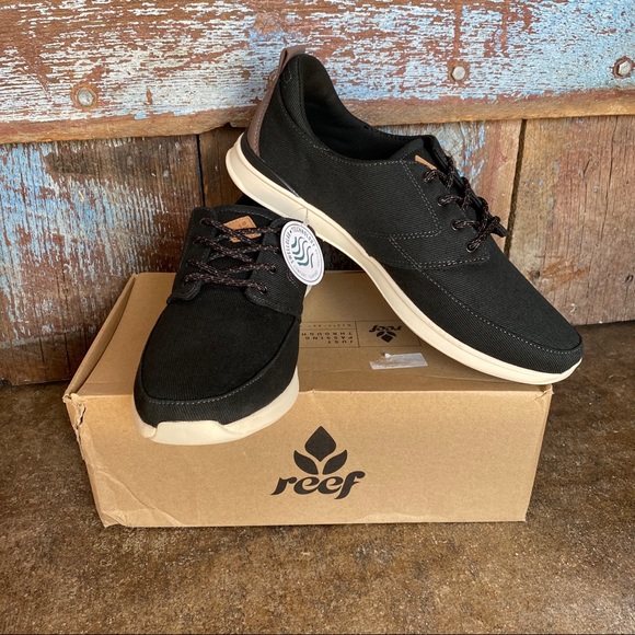 reef rover low black